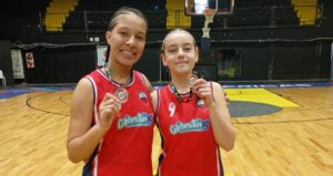 Pao y Feli lograron el tercer puesto con la Selección Santafesina de Infantiles